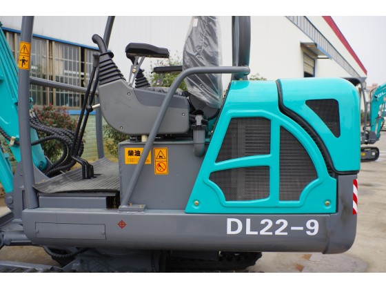 DL22-9小型履带液压挖掘机